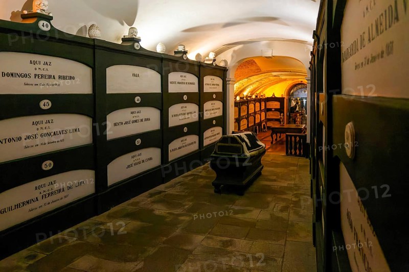 Catacombs, church of Saint Francis, Igreja e Museu de São Francisco do Porto, Ribeira district, city of Porto, Portugal, Europe