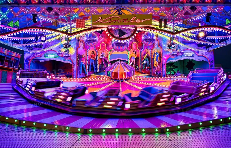Petersburg sleigh ride, round ride, rides, motion, motion effect, neon lights, Cannstatter Wasen, funfair, spring festival, folk festival, Bad Cannstatt, Stuttgart, Baden-Württemberg, Germany, Europe