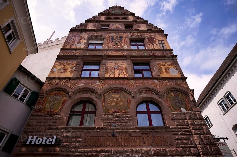 Hotel, restaurant, Graf-Zeppelin-Haus with wall painting, facade painting, Constance, Baden-Württemberg, Germany, Europe