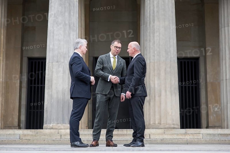 Konrad Arz von Straussenburg (German diplomat), Oleksii Makeiev (Ambassador of Ukraine) and Kai Wegner (CDU, Governing Mayor of Berlin) stand after the silent commemoration of the 80th anniversary of the end of the Second World War in front of the Neue Wache, the central memorial of the Federal Republic of Germany for the victims of war and tyranny, Berlin, 8 May 2025