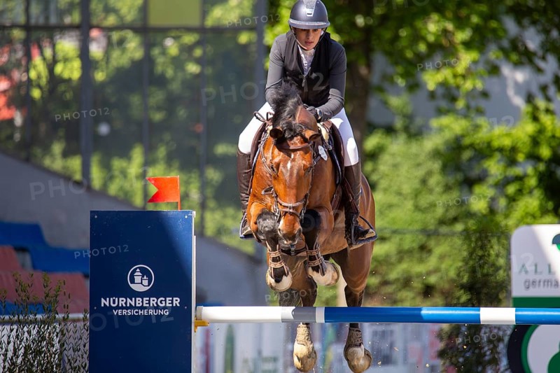 Maimarkt Tournament Mannheim 2025, Show Jumping: Prize of Mannheimer Ausstellungs mbH***Charlotte Wahby on Petit Blue