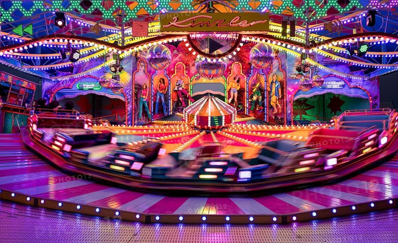 Petersburg sleigh ride, round ride, rides, motion, motion effect, neon lights, Cannstatter Wasen, funfair, spring festival, folk festival, Bad Cannstatt, Stuttgart, Baden-Württemberg, Germany, Europe