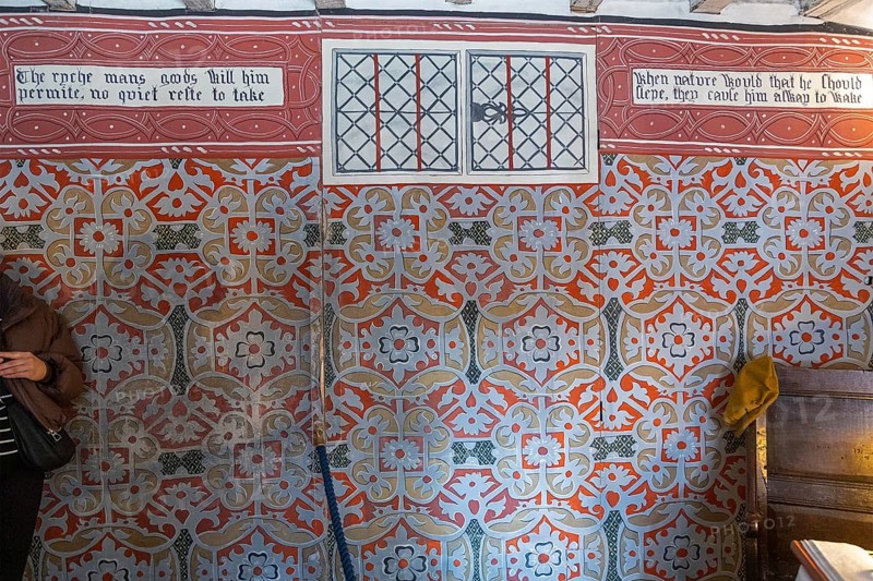 Interior photograph, wallpaper, birthplace of William Shakespeare, Stratford-upon-Avon, Warwickshire, England, Great Britain