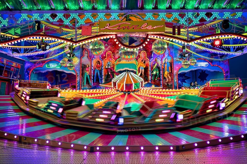 Petersburg sleigh ride, round ride, rides, motion, motion effect, neon lights, Cannstatter Wasen, funfair, spring festival, folk festival, Bad Cannstatt, Stuttgart, Baden-Württemberg, Germany, Europe