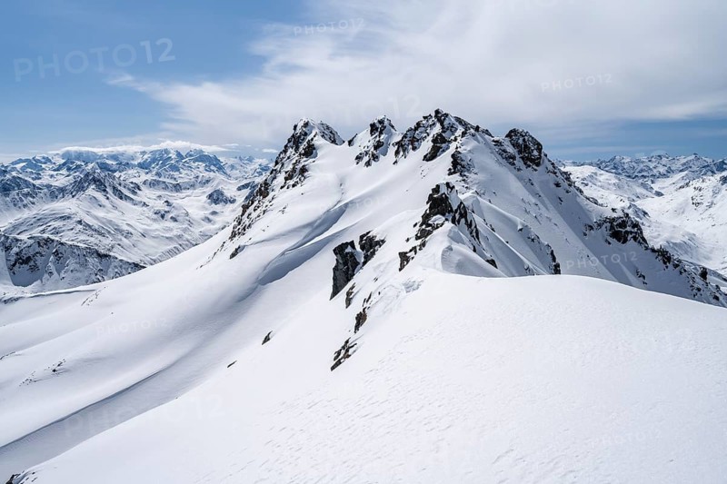 View of mountain panorama with mountain peaks of the Bernina group, mountain landscape in winter on the Scalettahorn, Grisons Haute Route, Albula Alps, Rhaetian Alps, Grisons, Switzerland, Europe