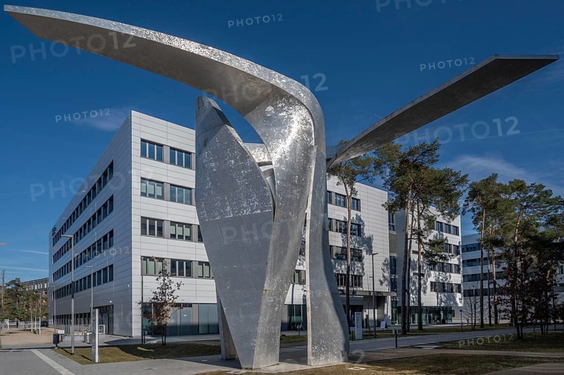 Artwork The Wings by Daniel Liebeskind, in front of the reception building of the Siemens Campus, Erlangen, Middle Franconia, Bavaria, Germany, Europe