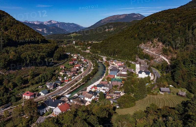 Drone image, river Traun, view of town with parish church, Lauffen, Salzkammergut, Upper Austria, Austria, Europe
