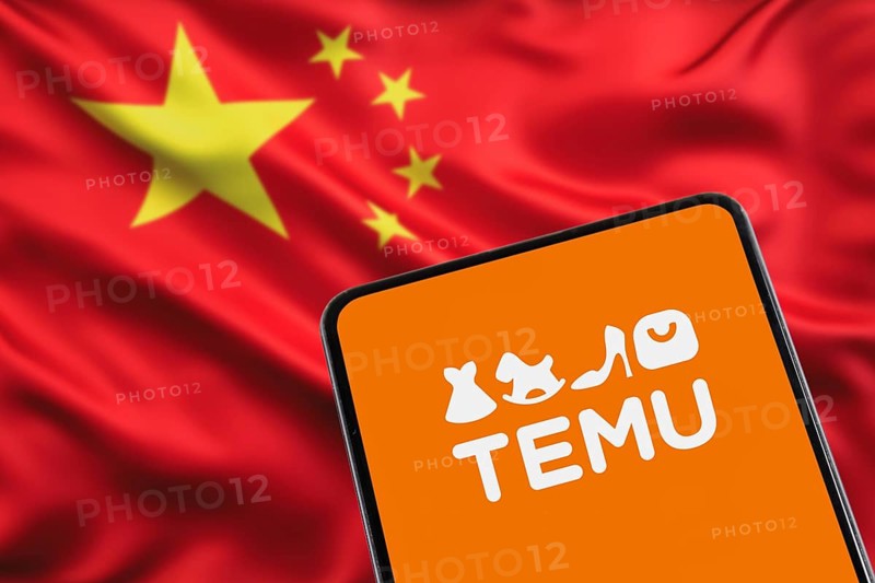 Temu Logo Online marketplace from China with Chinese flag Online trade Ecommerce on a mobile phone in Stuttgart, Germany, Europe