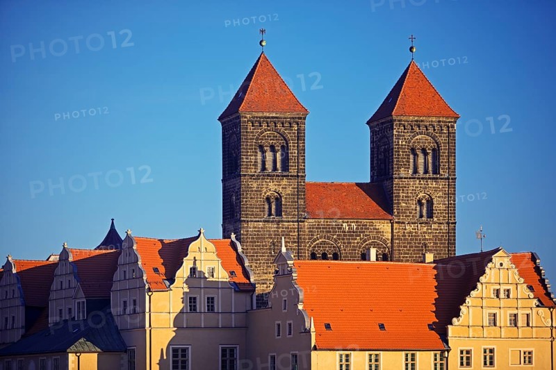 Castle hill ensemble with collegiate church of St Servatius on the castle hill, old town, Quedlinburg, Saxony-Anhalt, Germany, Europe