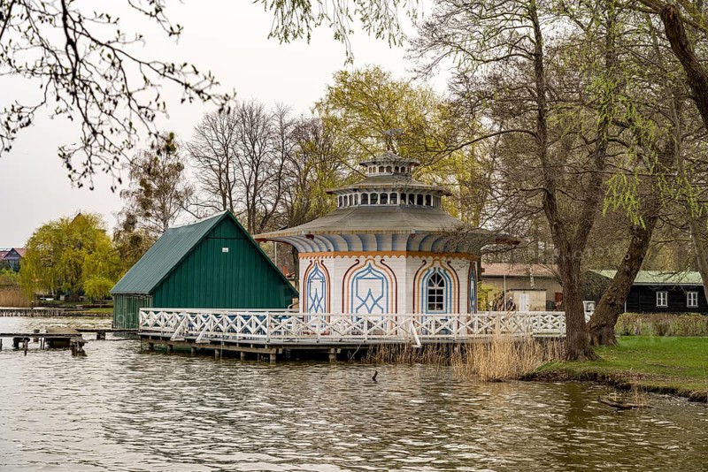 The Chinese Pavilion on Lake Zierker See in Neustrelitz, Mecklenburg Lake District, Mecklenburg-Western Pomerania, Germany, Europe