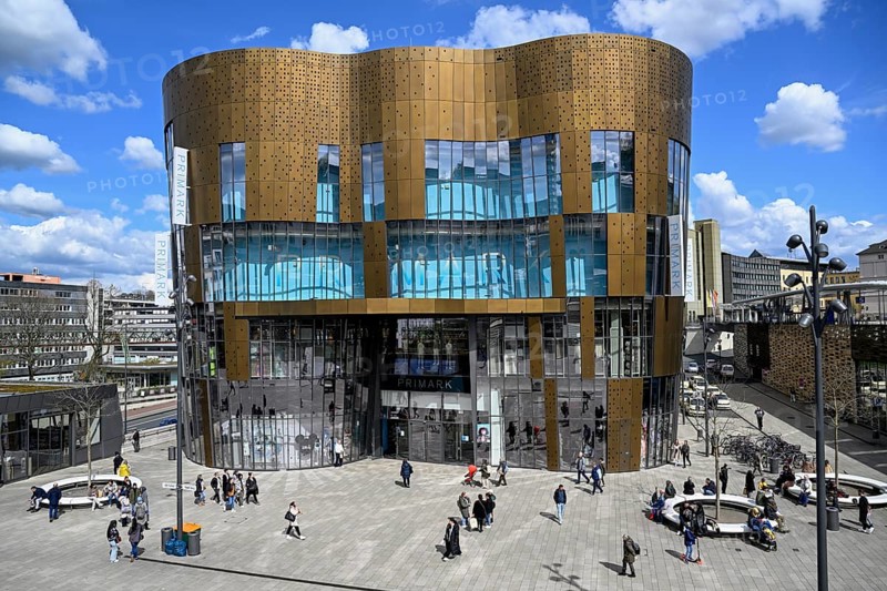Primark building by Chapman-Taylor architects, Döppersberg district, Wuppertal, Bergisches Land, North Rhine-Westphalia, Germany, Europe