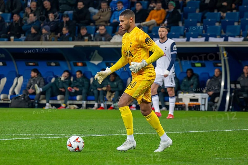 Football UEFA Europa League, 2024/25 season, matchday 7: TSG Hoffenheim v Tottenham Hotspur. Picture: Brandon Austin (40, Tottenham)