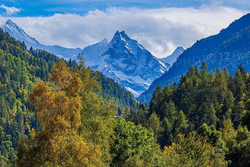 Snow-covered peaks of the mountains Zinalrothorn, Le Besso and Obergabelhorn, Val d'Anniviers, Valais Alps, Canton Valais, Switzerland, Europe