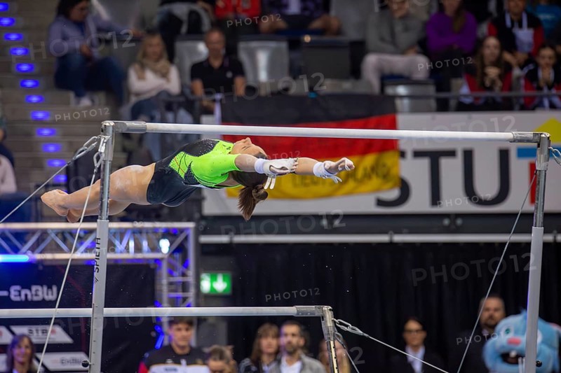 EnBW DTB-Pokal Stuttgart 2025, Mixed Cup***Janoah Müller warming up on the uneven bars