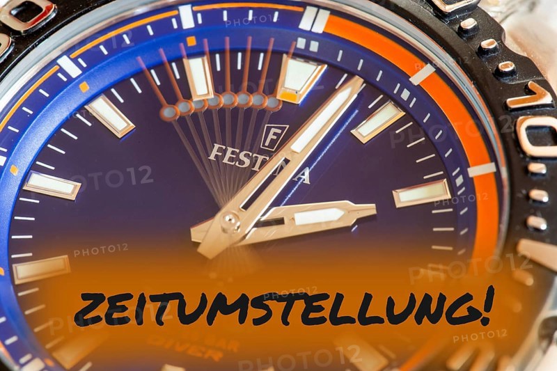 Symbolic image time change, winter time: close-up of a wristwatch with the inscription TIME CHANGE