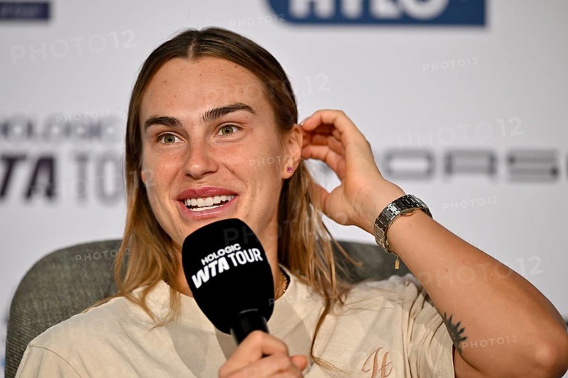 Aryna Sabalenka BLR, press conference, PK, interview, microphone, mic. Logo Portrait, smiles, Tennis Ladies Porsche Cup, Grand Prix, GP, Stuttgart 2025, Porsche Arena, Stuttgart, Baden-Württemberg, Germany, Europe