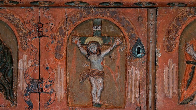 Christ on the cross, crucified Christ, crucified, wooden relief, Kongsvoll or Kongsvold Fjeldstue, historic mountain hut, Drivdalen valley, Dovrefjell, Oppdal municipality, Trøndelag county, Norway, Europe