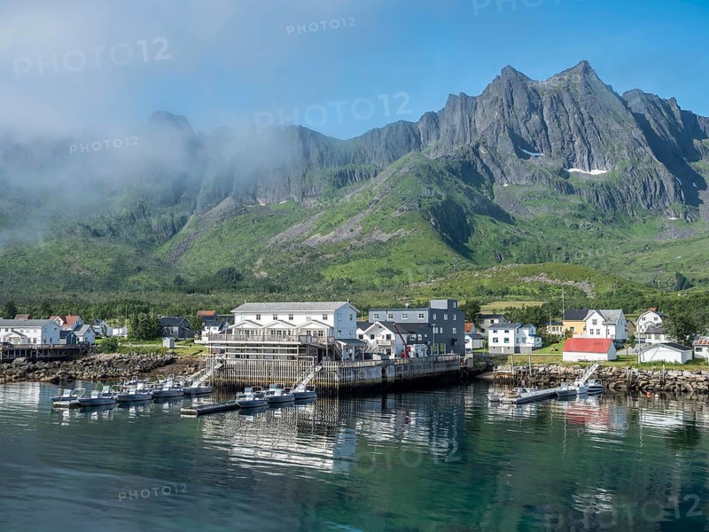 Mefjord Brygge, hotel and fishing base in village Mefjordvaer, island Senja, Norway, Europe