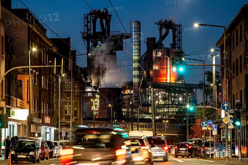 Duisburg steel site, ThyssenKrupp Steel steelworks, blast furnaces 8 and 9, Friedrich-Ebert-Straße in Duisburg Beeck, North Rhine-Westphalia, Germany, Europe