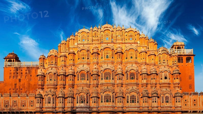 Famous Rajasthan Indian landmark, Hawa Mahal palace (Palace of the Winds), Jaipur, Rajasthan, India, Asia