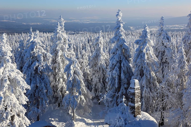 Winter landscape in the Fichtel Mountains, view from the Ochsenkopf, Bayreuth County, Upper Franconia, Bavaria, Germany, Europe