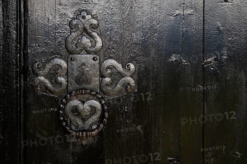 Ornate wooden door with wrought-iron, richly decorated fittings, backdrop Kristin Lavranstochter film, Jørundgard Middelaldersenter, Olavsweg or Olavsleden, Sel municipality, Gudbrandsdalen, Norway, Europe