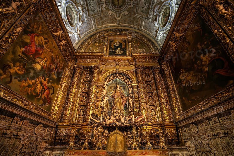 Side chapel in the Jesuit Church, St Rochus Church, Igreja de São Roque, Bairo Alto district, Lisbon, Portugal, Europe