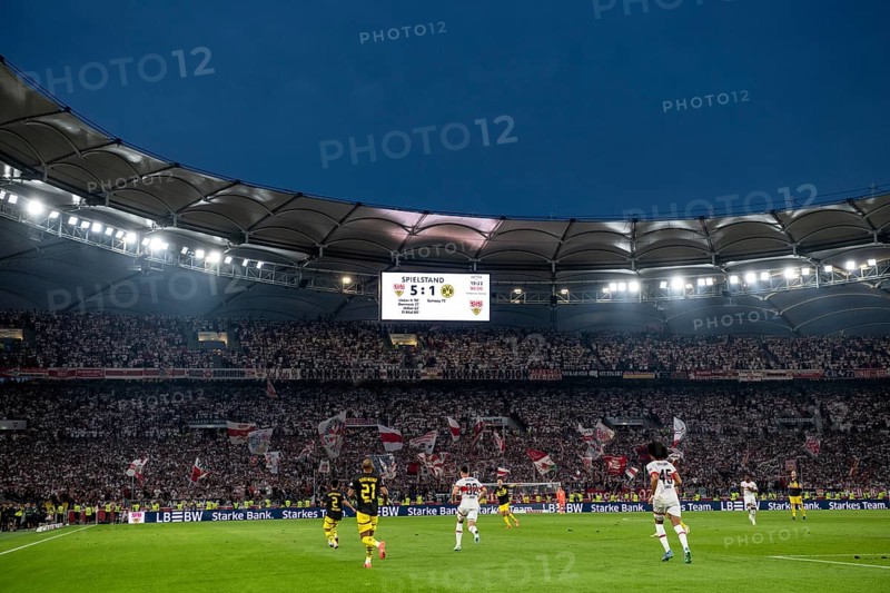 VfB Stuttgart celebrates historic 5:1 victory over Borussia Dortmund BVB, scoreboard, score, Cannstatter Kurve, fan curve, flags, atmospheric, blue hour, MHPArena, MHP Arena Stuttgart, Baden-Württemberg, Germany, Europe