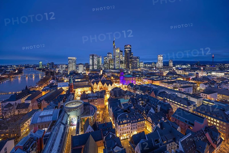 St Paul's Church in Frankfurt am Main will be illuminated in blue in the middle of the Christmas market on 10 December 2024, International Human Rights Day. This commemorates the declaration of the UN Human Rights Charter of 10 December 1948. Frankfurt am Main, Römerberg, Hesse, Germany, Europe