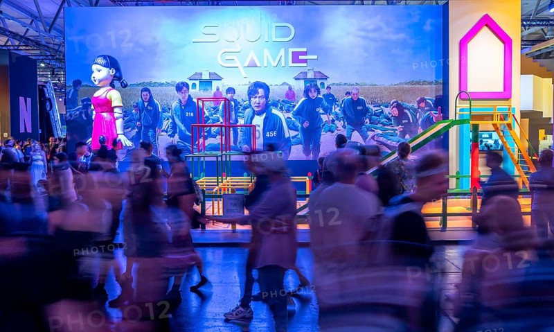 Gamescom, the world's largest trade fair for video and computer games, queue in front of the stands with new games, up to 3 hours waiting time, in Cologne, Germany, Europe