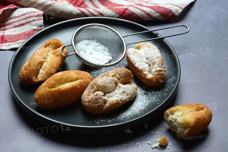 Schenkeli, sweet pastry for the carnival season, Switzerland, Europe