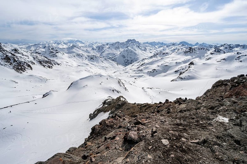 Mountain panorama with view of peaks of the Bernina group, ascent to Piz Grialetsch in winter, Grisons Haute Route, Albula Alps, Rhaetian Alps, Grisons, Switzerland, Europe