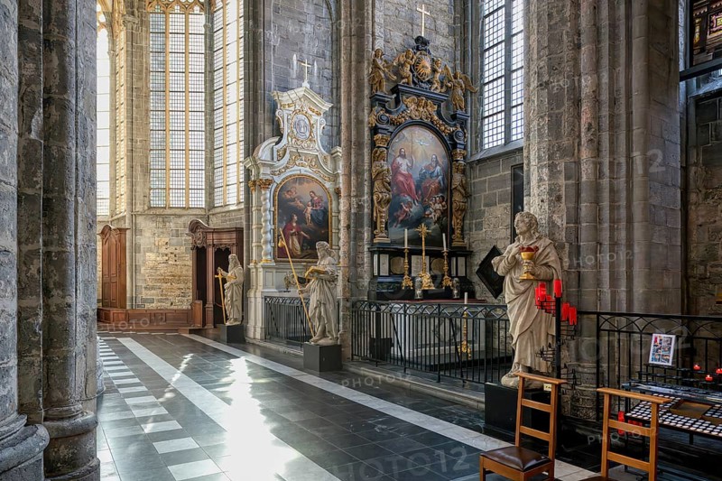 Gothic St. Nicholas Church, Lateral chapels, Ghent, Flanders, Belgium, Europe