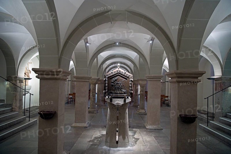 Interior view of Bonn Minster, also known as the Minster Basilica, east crypt, Bonn, North Rhine-Westphalia, Germany, Europe
