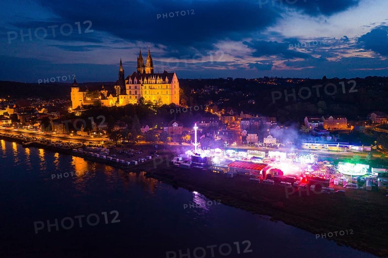 Albrechtsburg Castle and hustle and bustle on the Elbe for the wine festival, night shot from above, Meissen, Saxony, Germany, Europe