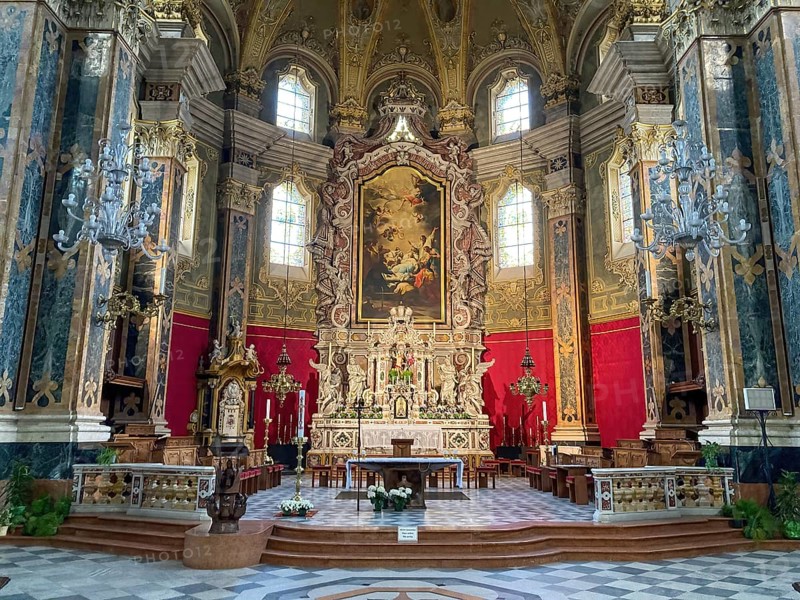 View from interior central nave nave to apse with altar of Bressanone Cathedral Brixen Cathedral Episcopal Church of the Assumption of the Blessed Virgin Mary and St. Cassian in Baroque style Baroque architecture, Bressanone, South Tyrol, Alto Adige, Italy, Europe