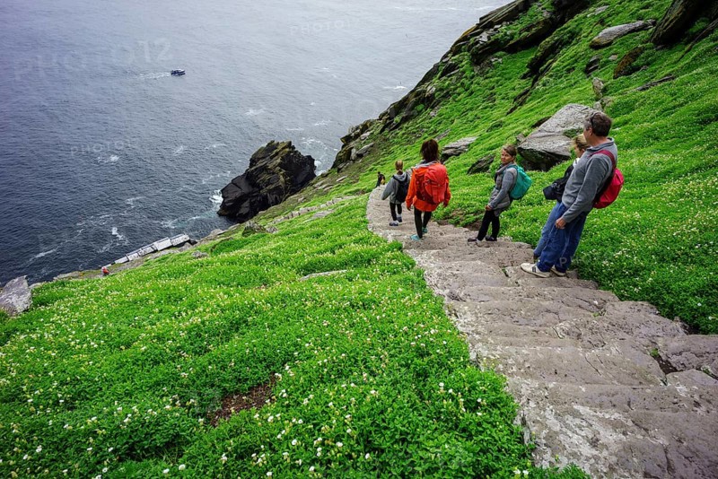 Visitors on the steep path up to the monastery, Skellig Michael island, Mainistir Fhionáin (St. Fionan?s Monastery), county Kerry, Ireland, United Kingdom, Europe