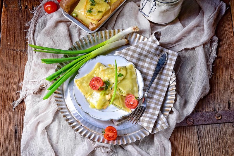 Swabian ravioli gratinated with cheese