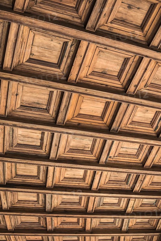 Wooden roof with ornaments