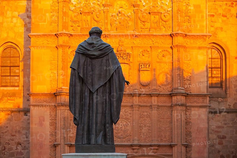 The priest statue in front of the New Cathedral of Salamanca, Spain, Europe