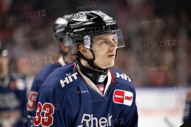 LanxessArena, Cologne, North Rhine-Westphalia, Tim Wohlgemuth (Cologne Sharks, #33), PENNY DEL, Cologne Sharks-Fischtown Penguins on 07/03/2025 at the LanxessArena in Cologne Germany