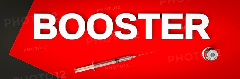 A Coronavirus vaccine booster syringe. 3D illustration