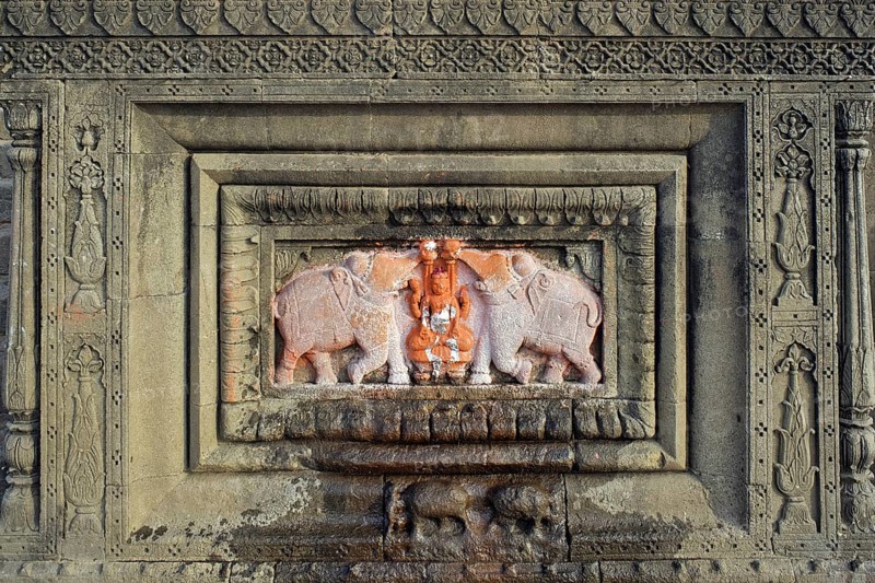 Statue, maheshwar ghat, khargone, madhya pradesh, india, asia