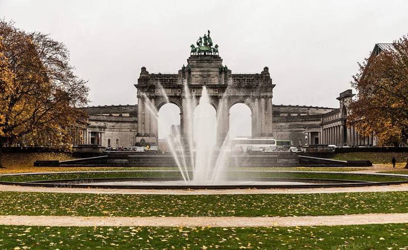 Brussels, Belgium, 11 11 2018: View over the fountain and the arcades at the Cinquentenaire park during autumn, Europe