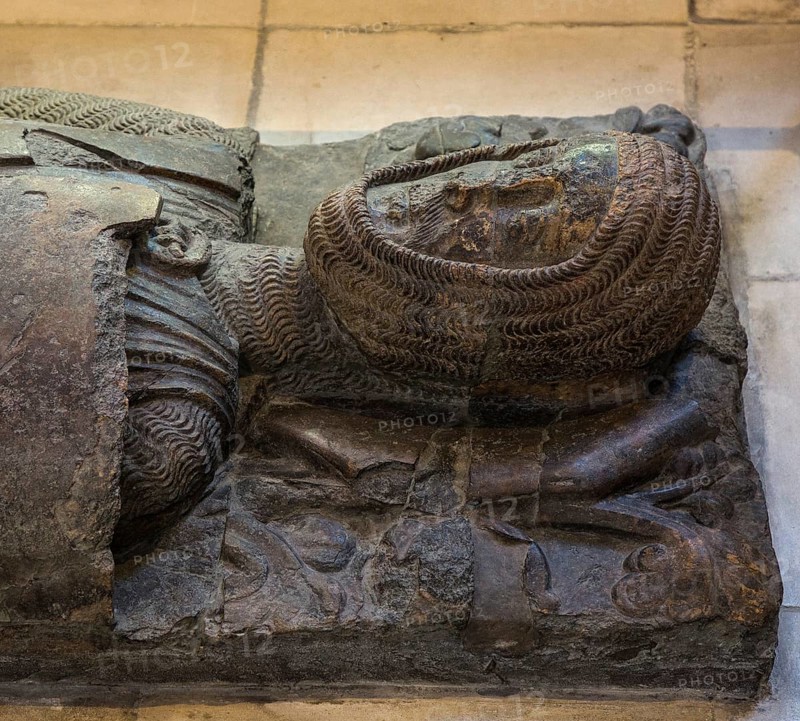 London, Temple Church, polygon with tombs of the Knights Templar, here William Marshall, First Earl of Pembroke, died 1219