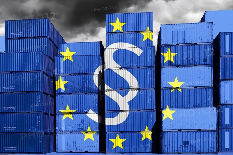 PHOTOMONTAGE, Stacked containers with EU flag and paragraph sign, symbolic photo supply chain law and EU legislation