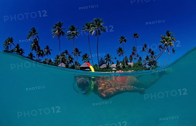 Snorkelling on the beach in front of the resort, Indonesia, Wakatobi Dive Resort, Sulawesi, Indian Ocean, Banda Sea, Asia