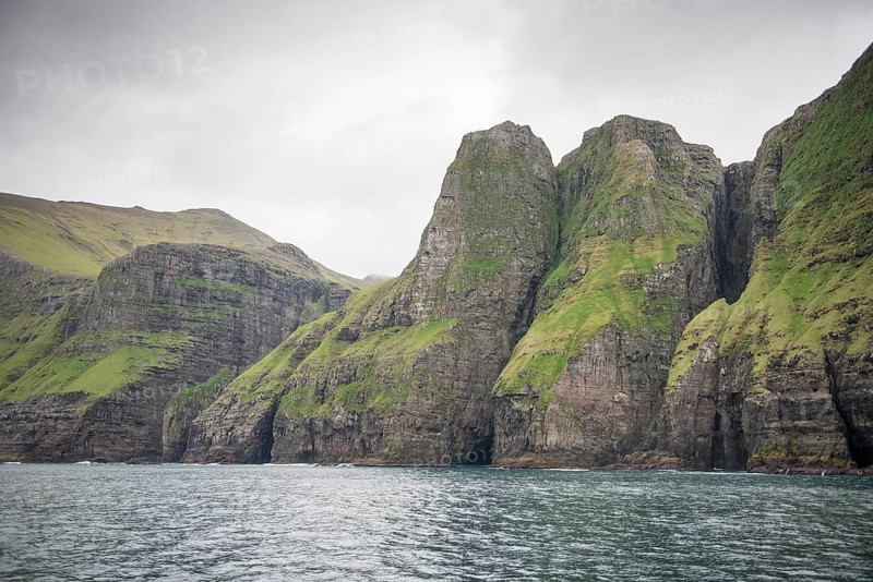 Landscape on the Faroe Islands with ocean and cliffs, Streymoy, Faroe Islands, Europe