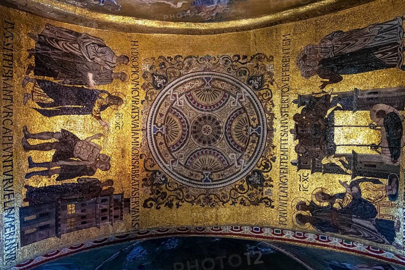 Interior view of St. Mark's Basilica, mosaics, frescoes, Venice, Veneto, Adriatic Sea, Northern Italy, Italy, Europe