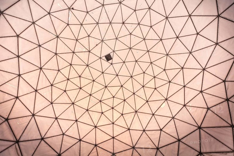 Roof pattern build out of triangles